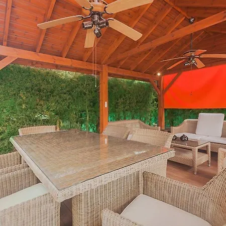 Sunset Villa11 فيلة ماندريا